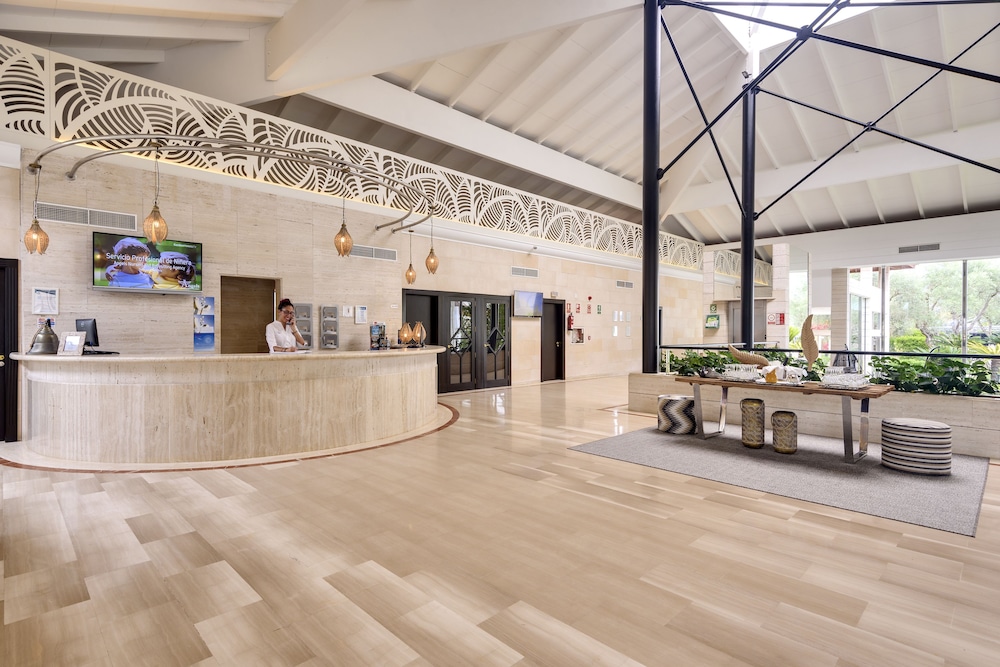 Imagen de los interiores del Hotel Playa Garden Selection Hotel and Spa. Foto 19