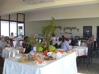 Imagen del bar/restaurante del Hotel Playa Giron. Foto 3