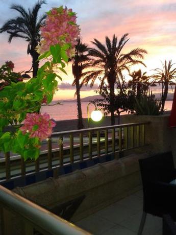 Imagen de la habitación del Hotel Playa Grande. Foto 10