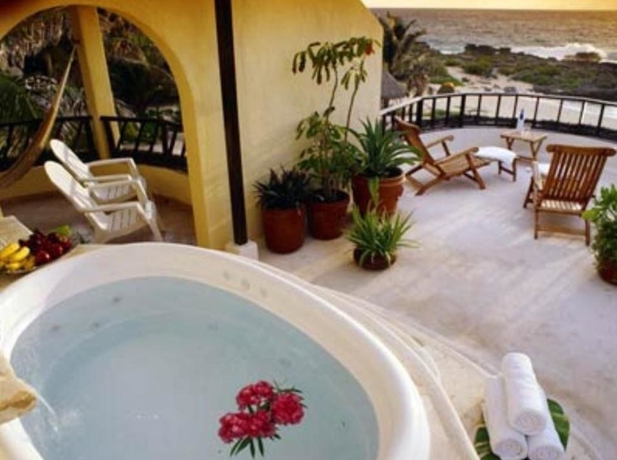 Imagen de los exteriores del Hotel Playa La Media Luna, Isla Mujeres. Foto 6