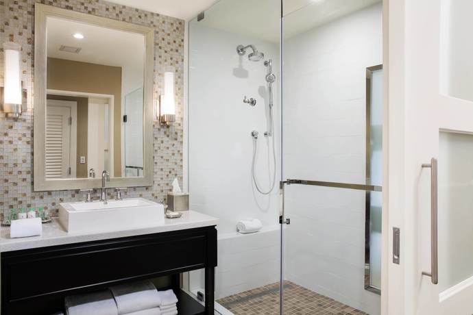 Imagen de la habitación del Hotel Playa Largo Resort and Spa, Autograph Collection. Foto 6