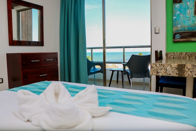 Imagen de la habitación del Hotel Playa Linda. Foto 8