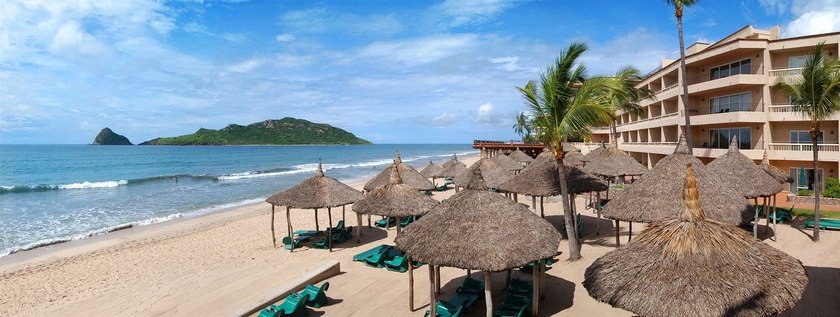 Imagen de los exteriores del Hotel Playa Mazatlan. Foto 11