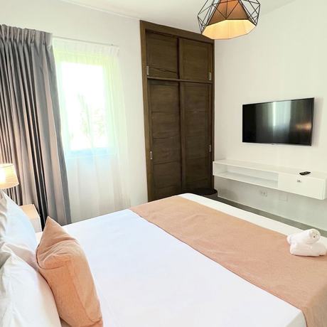 Imagen de la habitación del Hotel Playa Palmera Beach Resort. Foto 14