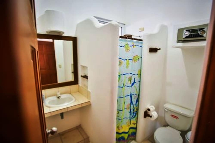 Imagen de la habitación del Hotel Playa Plana. Foto 7