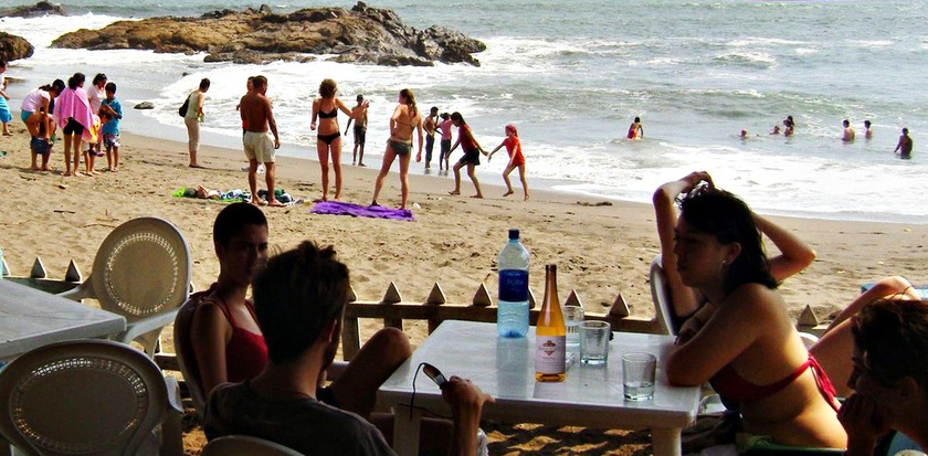 Imagen de los exteriores del Hotel Playa Roca. Foto 5