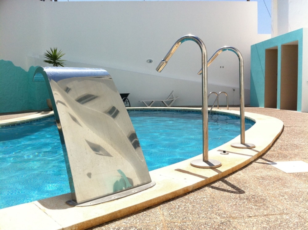 Imagen de la piscina del Hotel Playa Santandria - Adults Only. Foto 13