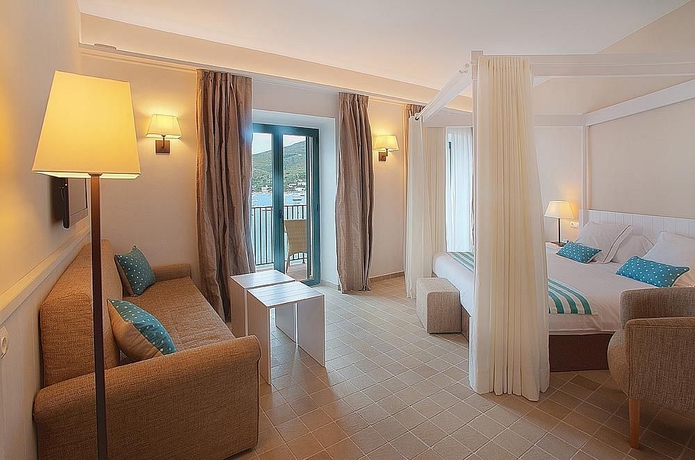 Imagen general del Hotel Playa Sol, Cadaques. Foto 2