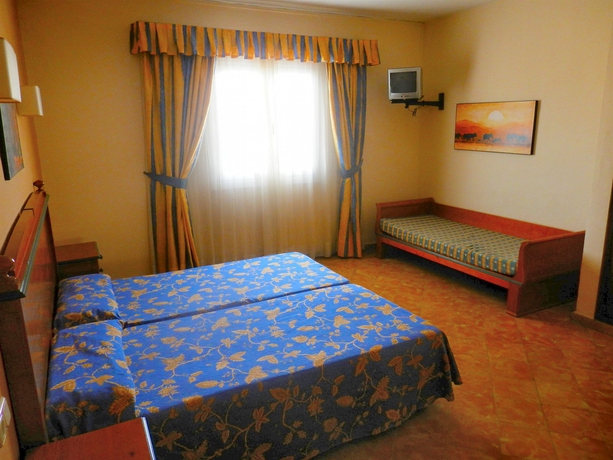 Imagen de la habitación del Hotel Playa Sol, El Arenal. Foto 9