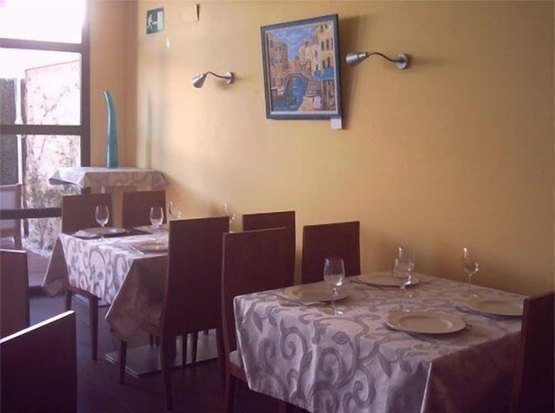 Imagen del bar/restaurante del Hotel Playa Terreros by Blossom Hotels. Foto 14