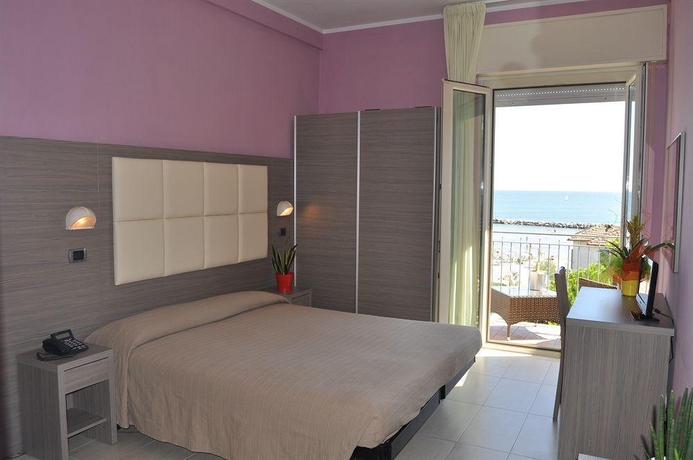 Imagen general del Hotel Playa, Viserbella. Foto 3