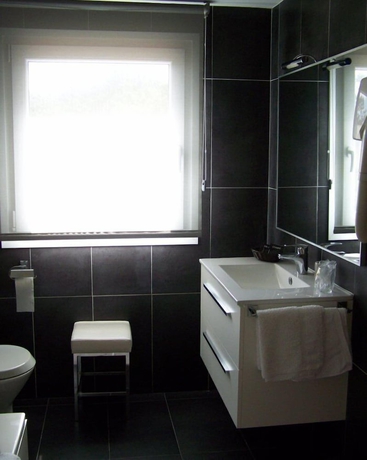 Imagen de la habitación del Hotel Playa de Estorde. Foto 15