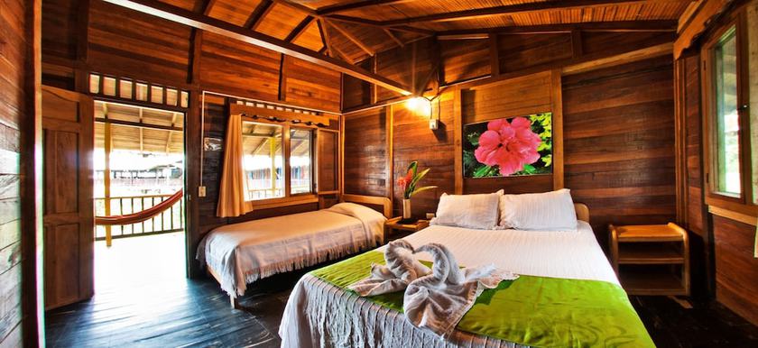 Imagen de la habitación del Hotel Playa de Oro Lodge. Foto 8