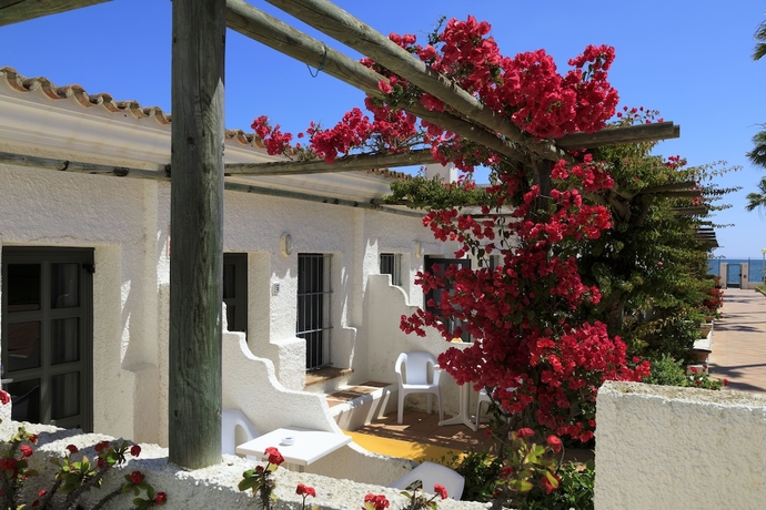 Imagen de la habitación del Hotel Playa de la Luz. Foto 11