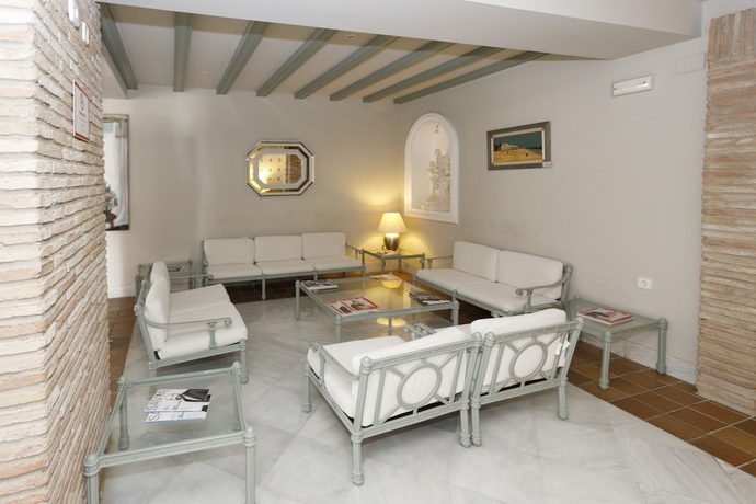 Imagen de los interiores del Hotel Playa de la Luz. Foto 16