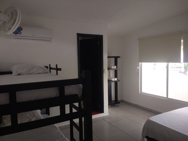 Imagen de la habitación del Hotel Playa y Caf&eacute;. Foto 9
