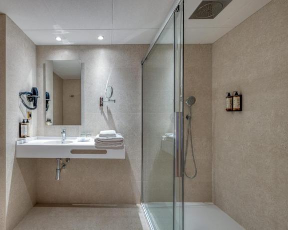 Imagen de la habitación del Hotel Playaballena Aquapark & Spa. Foto 7