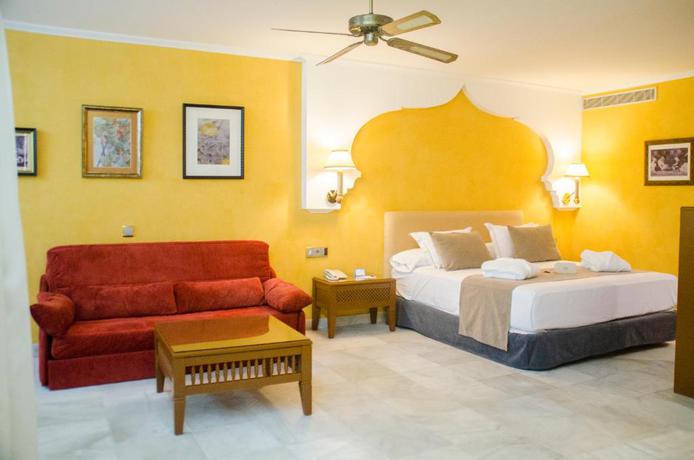 Imagen de la habitación del Hotel Playacálida. Foto 3