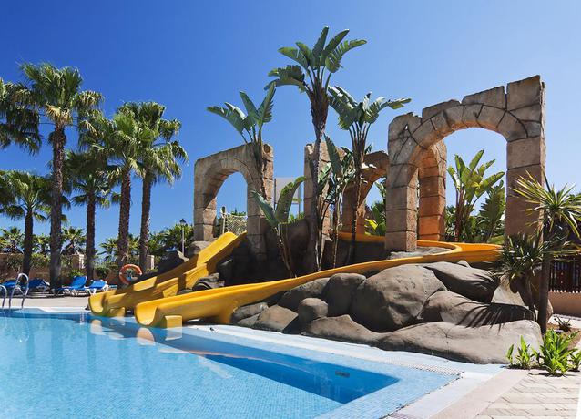 Imagen de los exteriores del Hotel Playacanela. Foto 15