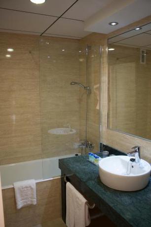 Imagen de la habitación del Hotel Playacapricho. Foto 3