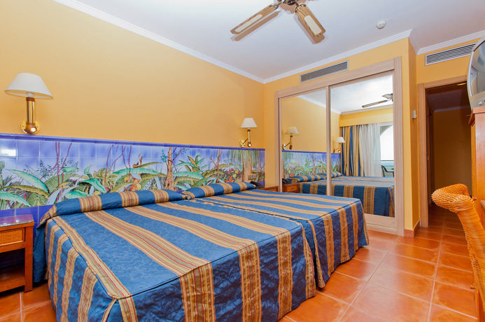 Imagen de la habitación del Hotel Playacartaya Aquapark & Spa. Foto 8