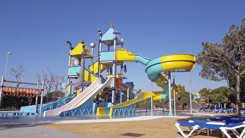 Imagen de los exteriores del Hotel Playacartaya Aquapark & Spa. Foto 14