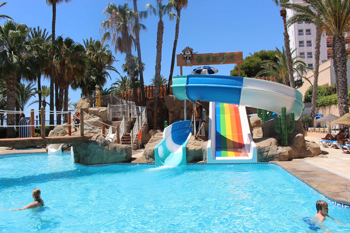 Imagen de la piscina del Hotel Playadulce. Foto 17