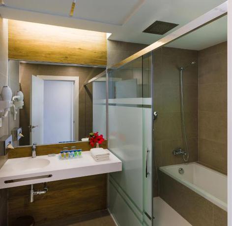 Imagen de la habitación del Hotel Playalinda Aquapark y SPA. Foto 5