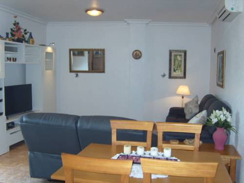 Imagen de la habitación del Hotel Playamarina 1 Aparthotel. Foto 8