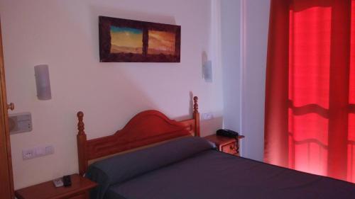 Imagen de la habitación del Hotel Playamaro. Foto 3