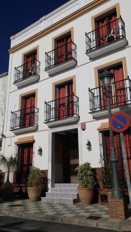 Imagen de los exteriores del Hotel Playamaro. Foto 6