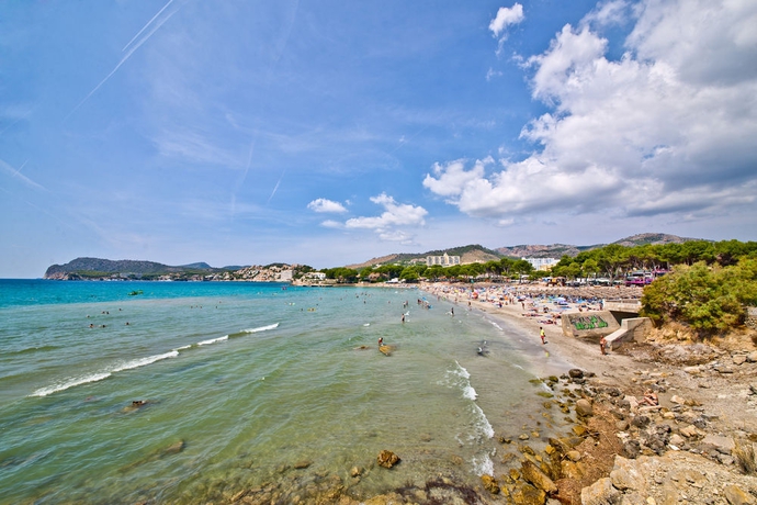 Imagen de los exteriores del Hotel Playas Paguera. Foto 16