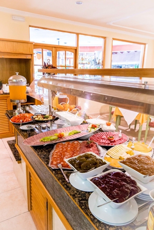 Imagen del bar/restaurante del Hotel Playas Paguera. Foto 10