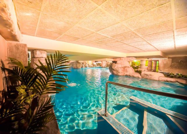 Imagen general del Hotel Playazimbali. Foto 15