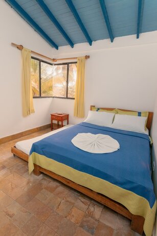 Imagen general del Hotel Playazul Cove&ntilde;as. Foto 2