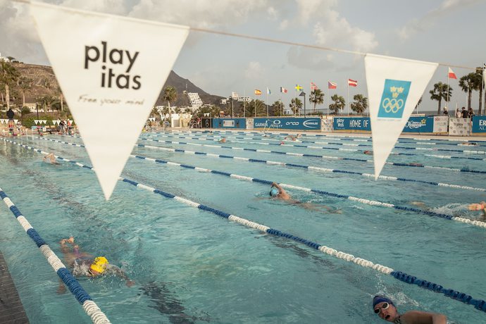 Imagen de la piscina del Hotel Playitas - Sports Resort. Foto 20