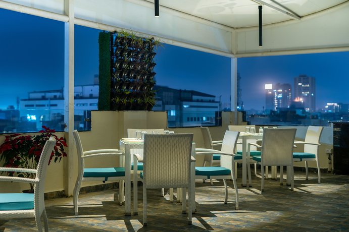 Imagen del bar/restaurante del Hotel Playotel Inn Scheme 114. Foto 4