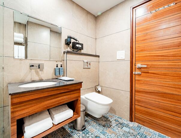 Imagen general del Hotel Playotel Inn Zirakpur, Chandigarh. Foto 1