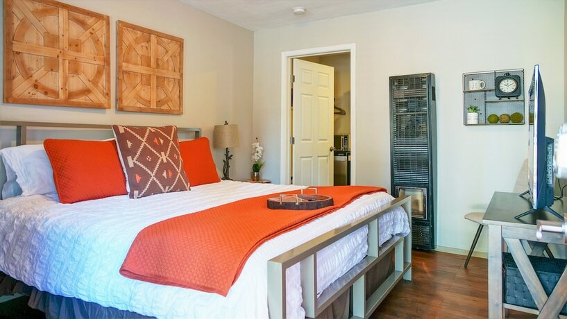 Imagen de la habitación del Hotel Playpark Lodge. Foto 20