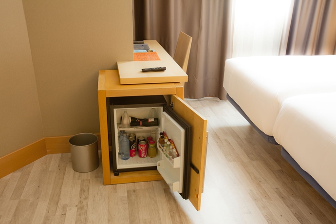 Imagen de la habitación del Hotel Plaza, A Coruña. Foto 10