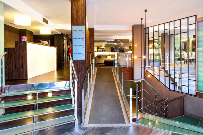 Imagen de los interiores del Hotel Plaza, A Coruña. Foto 16