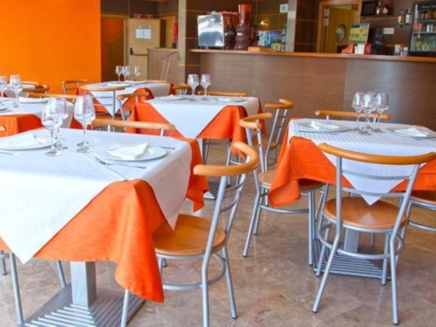 Imagen general del Hotel Plaza AlaquÀs. Foto 2