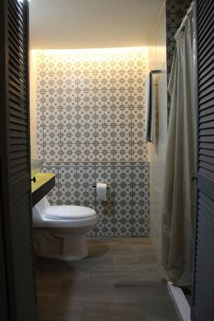 Imagen de la habitación del Hotel Plaza Allende. Foto 16