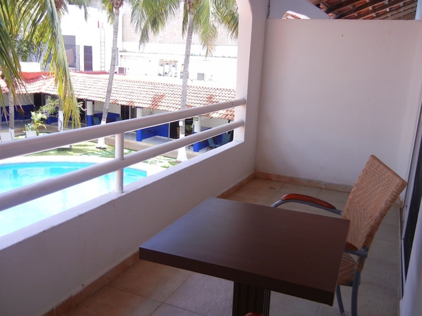 Imagen de la habitación del Hotel Plaza Almendros. Foto 8