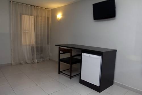 Imagen de la habitación del Hotel Plaza Apolo. Foto 4
