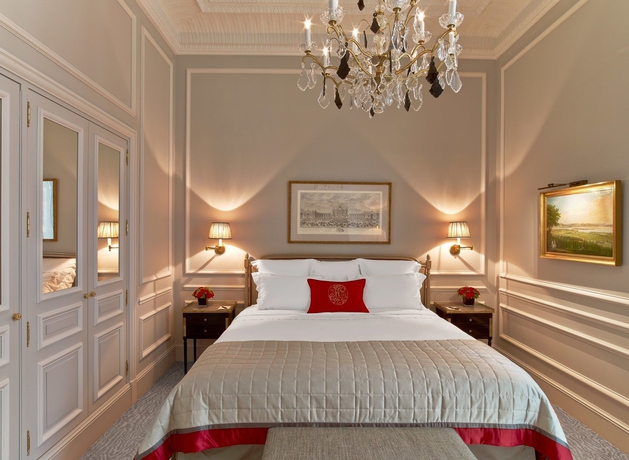 Imagen de la habitación del Hotel Plaza Athénée - Dorchester Collection. Foto 4