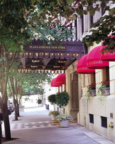 Imagen de los exteriores del Hotel Plaza Athenee. Foto 6