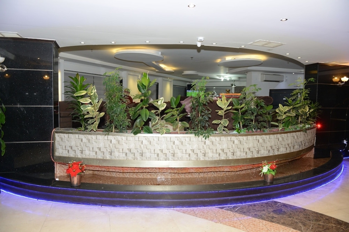 Imagen de los interiores del Hotel Plaza Athenee, Kuwait. Foto 19