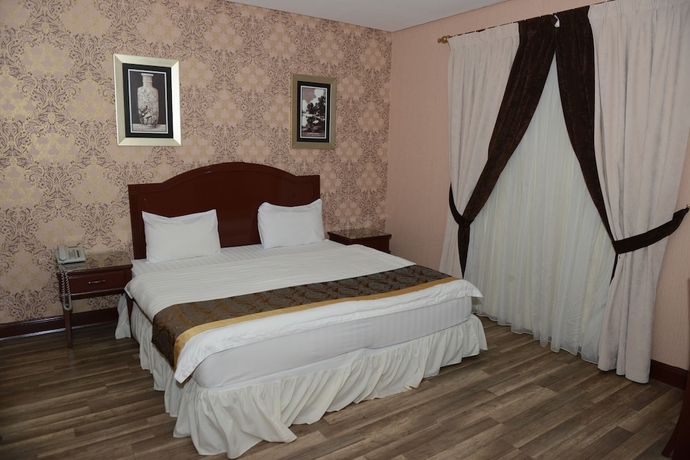 Imagen de la habitación del Hotel Plaza Athenee, Kuwait. Foto 11