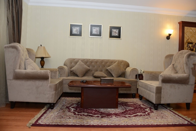 Imagen de la habitación del Hotel Plaza Athenee, Kuwait. Foto 17